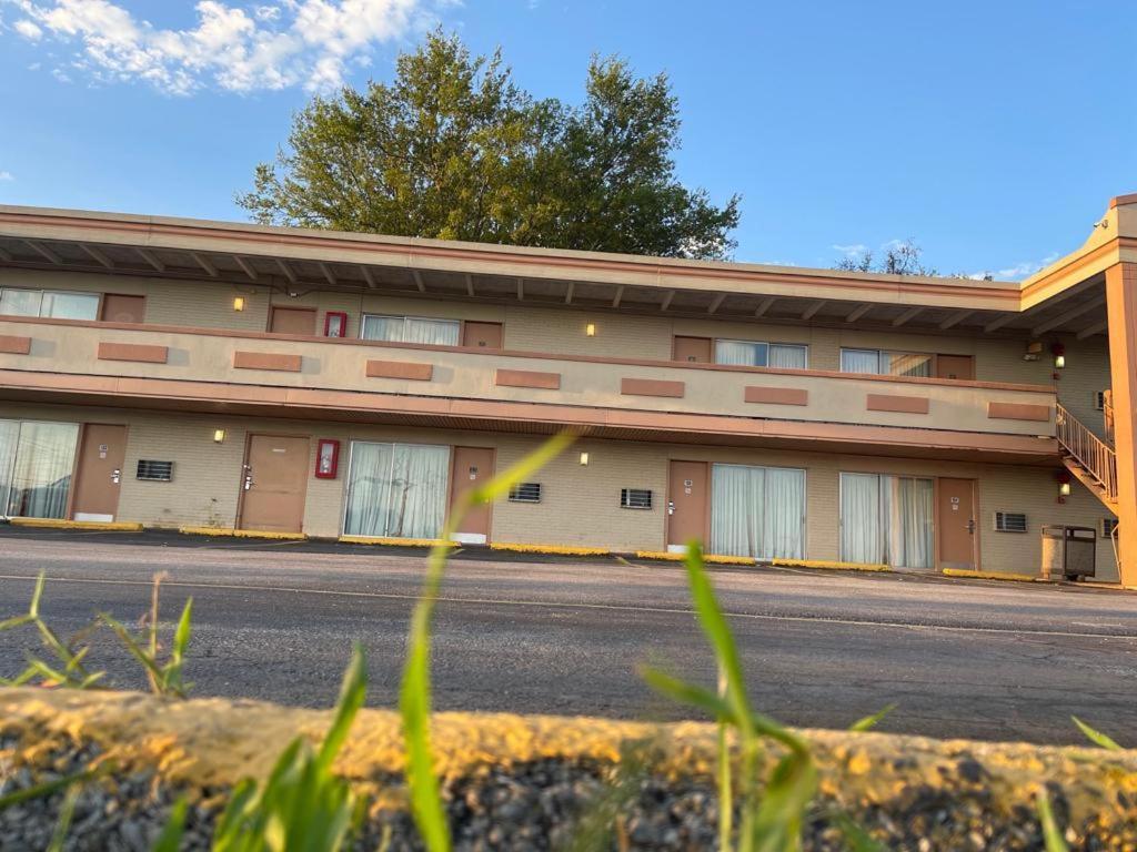 Haven Inn&Suites St Louis Hazelwood - Airport North Buitenkant foto