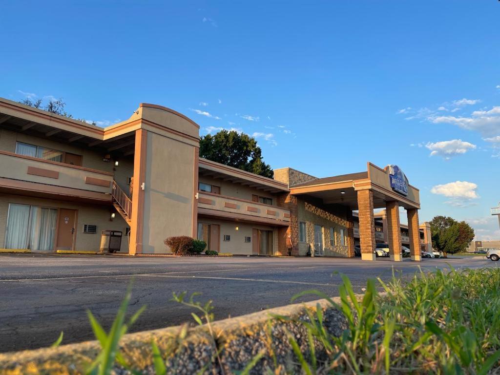 Haven Inn&Suites St Louis Hazelwood - Airport North Buitenkant foto