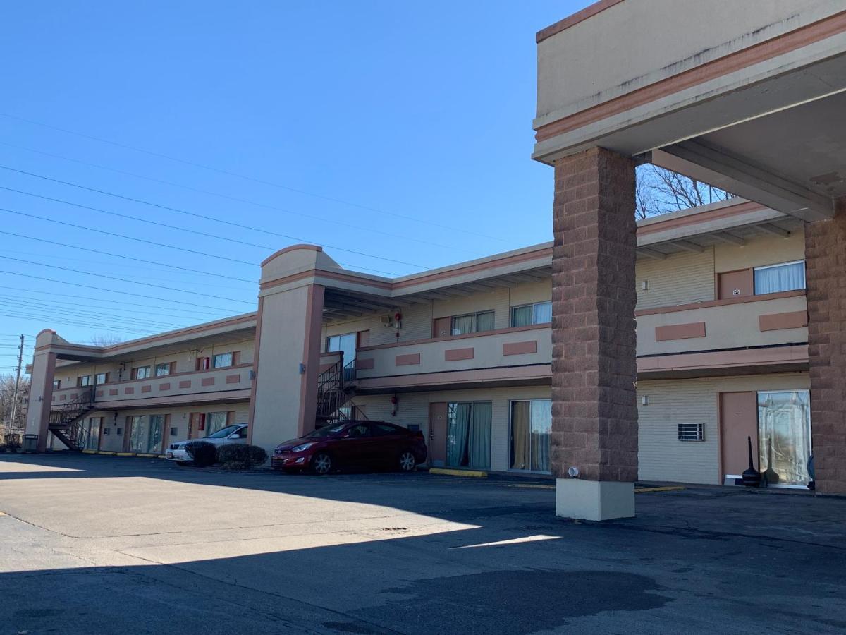 Haven Inn&Suites St Louis Hazelwood - Airport North Buitenkant foto